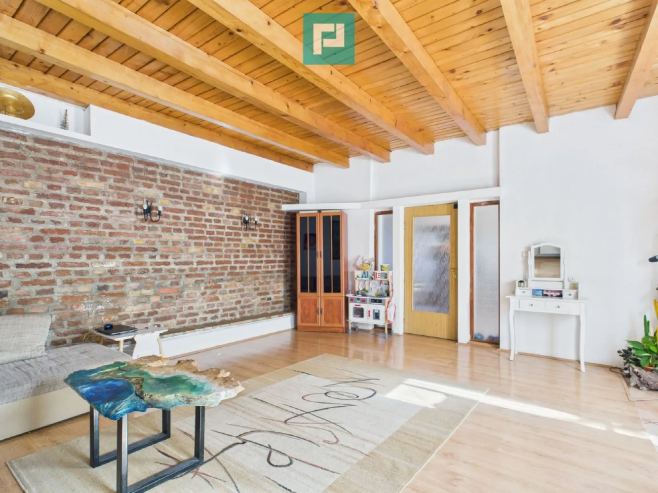 Casă spațioasă în Săcălaz lângă Timisoara