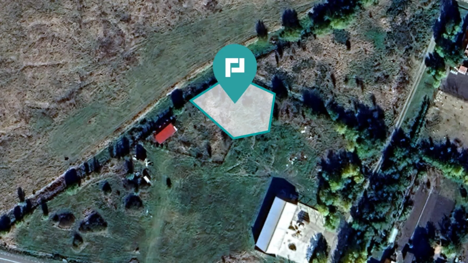 Teren intravilan la Variaș - 40 km de Timișoara - Teren intravilan de 712 mp de vânzare în Variaș – ideal pentru locuință, afaceri sau investiție! Property Lab vă propune un teren excelent situat în Variaș, județul Timiș, cu o suprafață de 712 mp, poziționat aproape de drumul principal , într-o zonă liniștită, perfectă pentru construcția unei case sau pentru investiție. Caracteristici: - Suprafață: 712 mp - Regim: intravilan, curți-construcții - Zonă rezidențială în dezvoltare - Toate utilitățile (apă, canal, curent, gaz) in vecinătate - Acces facil la drumul asfaltat Avantaje: - Locație liniștită, dar bine conectată - Teren drept – ideal pentru construcție - Investiție sigură într-o zonă cu potențial de creștere Pentru mai multe detalii și vizionare: Dina Driment – Property Lab telefon: 0721 869 140 e-mail: dina.driment@propertylab.ro CP2706083 }}