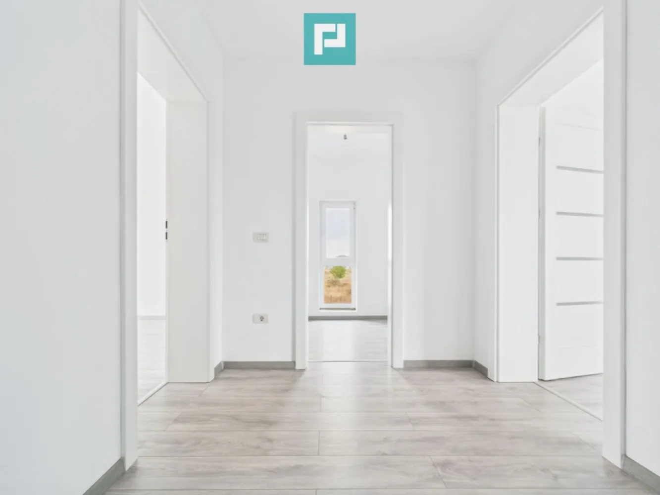 Duplex ultrafinisat cu 3 camere, 3 băi în Pișchia