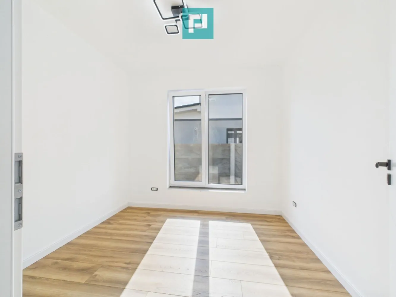 Duplex modern – la doar 4 km de Timișoara
