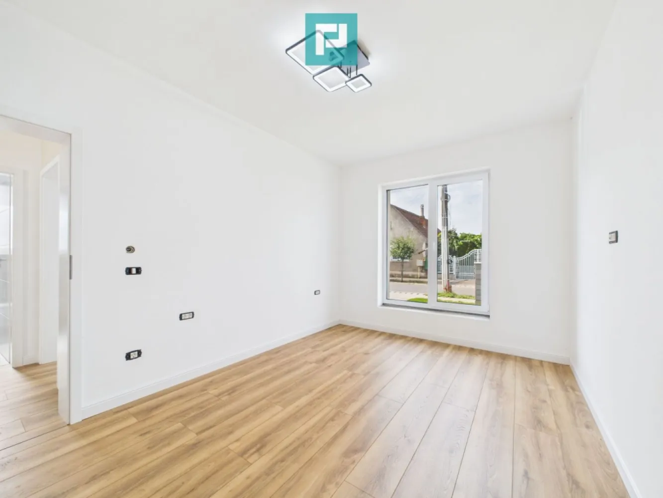 Duplex modern – la doar 4 km de Timișoara