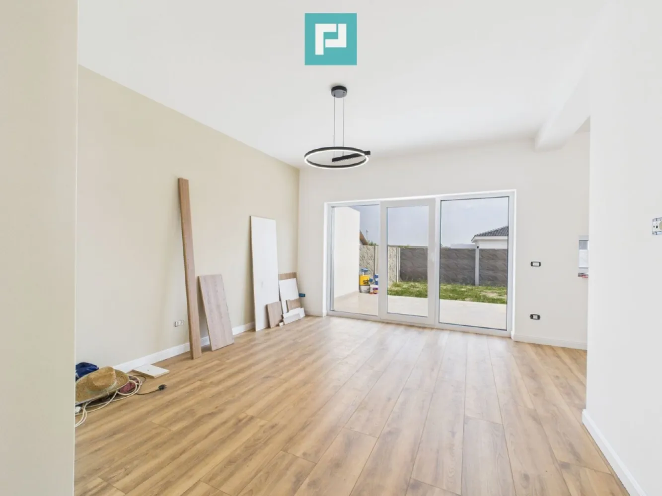 Duplex modern – la doar 4 km de Timișoara