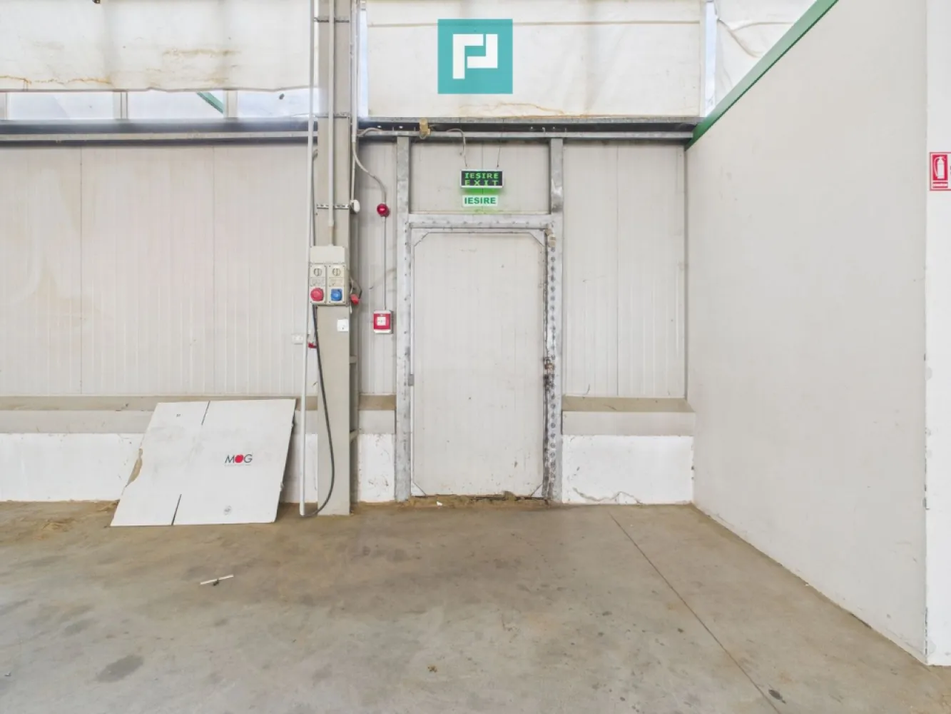 Spațiu depozitare 1.332 mp de închiriat în Ghiroda
