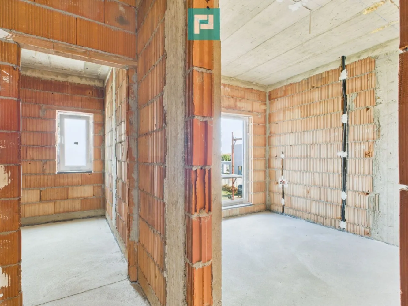 Duplex modern cu etaj si pod 164 mp in Urseni