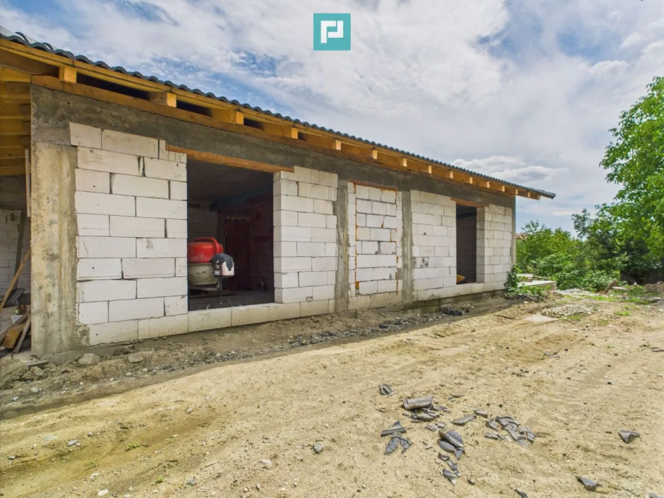 Duplex spațios la roșu – Șag, zonă liniștită