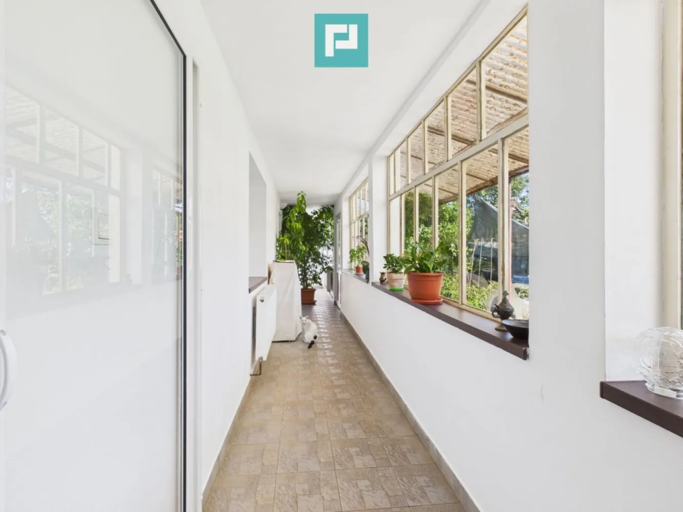 Casă 4 camere centru Vinga