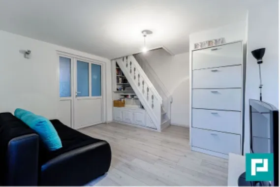 Proprietate cu 5 camere Aurel Vlaicu