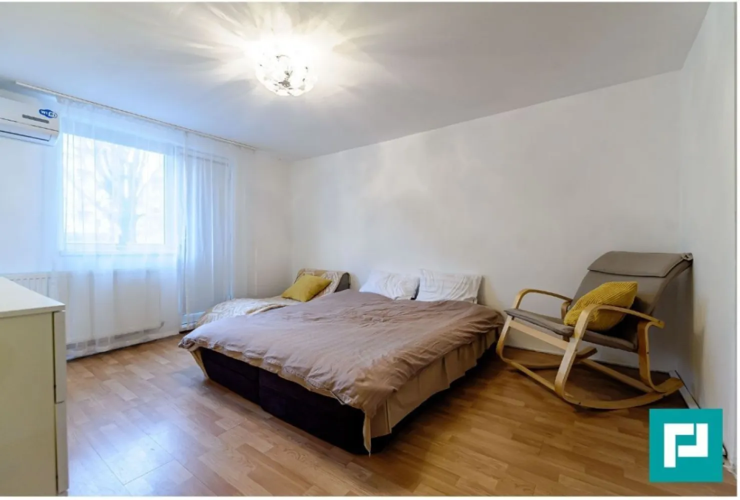 Proprietate cu 5 camere Aurel Vlaicu