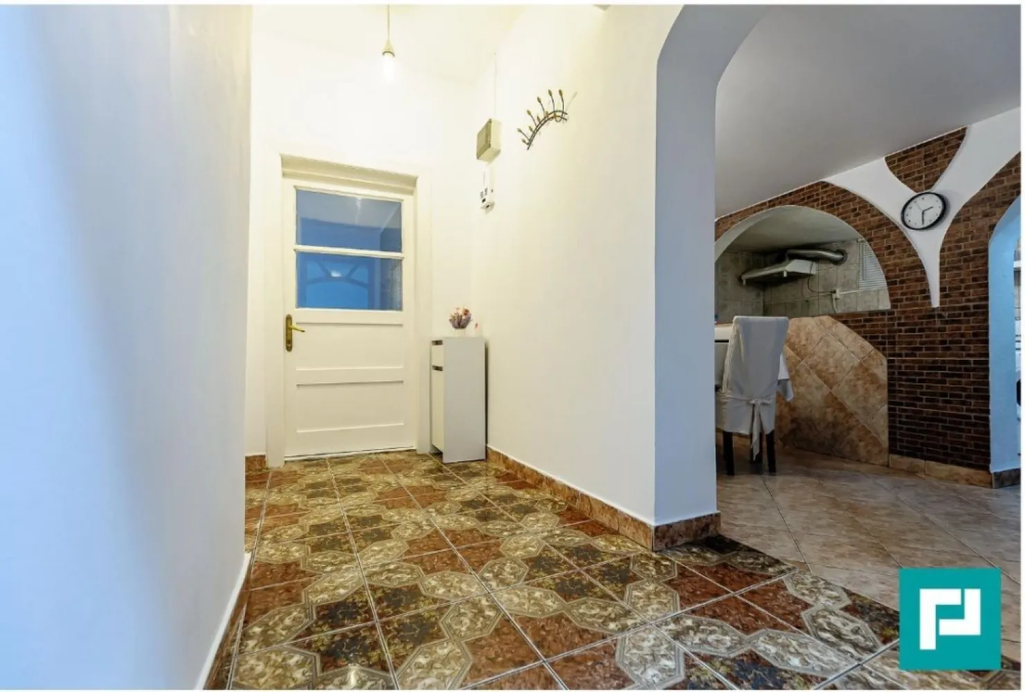 Proprietate cu 5 camere Aurel Vlaicu