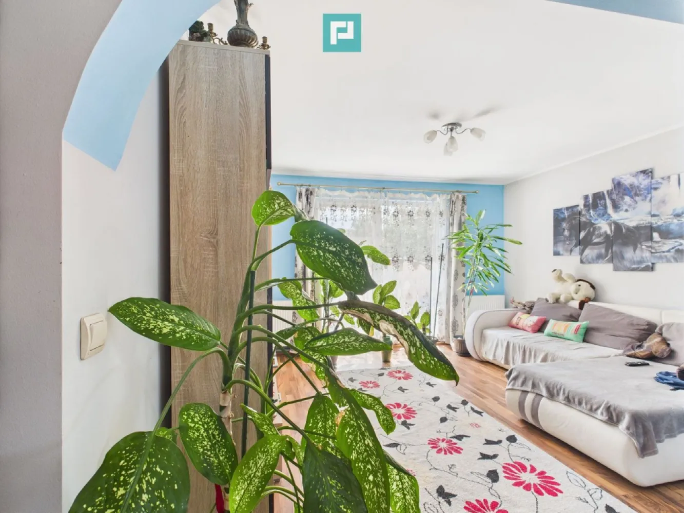 Casă spațioasă cu grădină în Topolovățu Mare