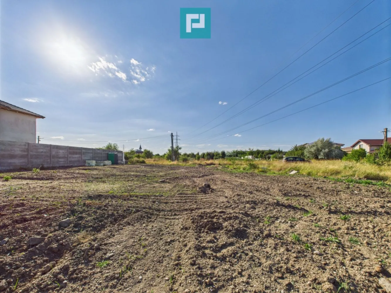 Loc de casă în cartierul rezidențial Gai - Vă prezint spre vânzare un teren intravilan/loc de casă în cartierul rezidențial – Gai, Arad Descoperă oportunitatea perfectă pentru viitorul tău cămin într-o zonă liniștită și totodată bine conectată – în cartierul rezidențial Gai, la doar câțiva pași de Mănăstirea Sfântul Simion Stâlpnicul! 607 mp - zonă rezidențială - utilități la limită de proprietate Suprafață: 607 mp – ideal pentru construcția unei case de familie cu grădină spațioasă sau a unui spațiu comercial cu potențial maxim- spălătorie auto, benzinărie, supermarket, grădiniță, depozit, etc. Regim de înălțime permis: P+1 - potrivit pentru casă individuală sau duplex Teren drept, cu acces facil la drum public Utilități: curent electric pe teren, apă, gaz și canalizare la doar 2 metri – racordare facilă Vecinătăți de calitate: case noi, familii tinere, comunitate liniștită și în plină dezvoltare Cadru natural plăcut și aer curat, datorită proximității mănăstirii și zonelor verzi Investiție sigură, fie că vrei să construiești imediat, fie că dorești să cumperi acum și să vinzi la un preț mai mare în viitor! Preț atractiv! Grăbește-te – terenurile bune din zonă se vând rapid! Sună acum pentru detalii și vizionare! Jeanina Câmpan consultant imobiliar Propertylab Telefon: 0760672985 Sau scrie-mi pe email: jeanina.campan@propertylab.ro Loc de casă în cartierul rezidențial Gai CP2644393 }}