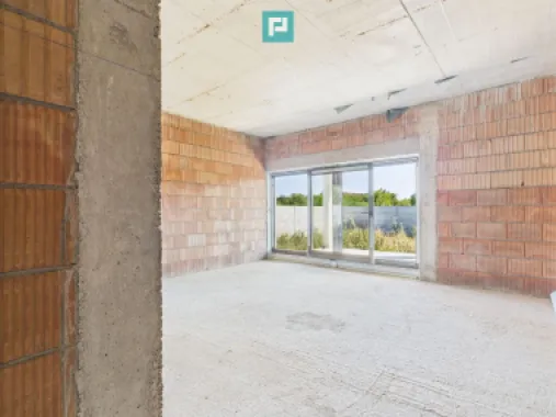 Casă la roșu pe parter - Moșnița Veche