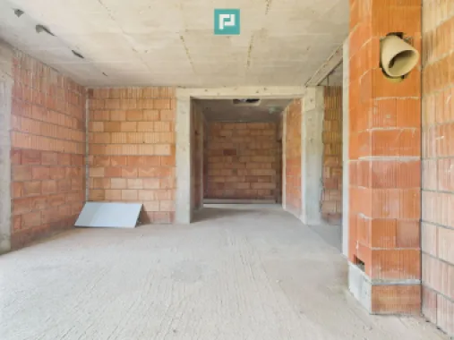 Casă la roșu pe parter - Moșnița Veche