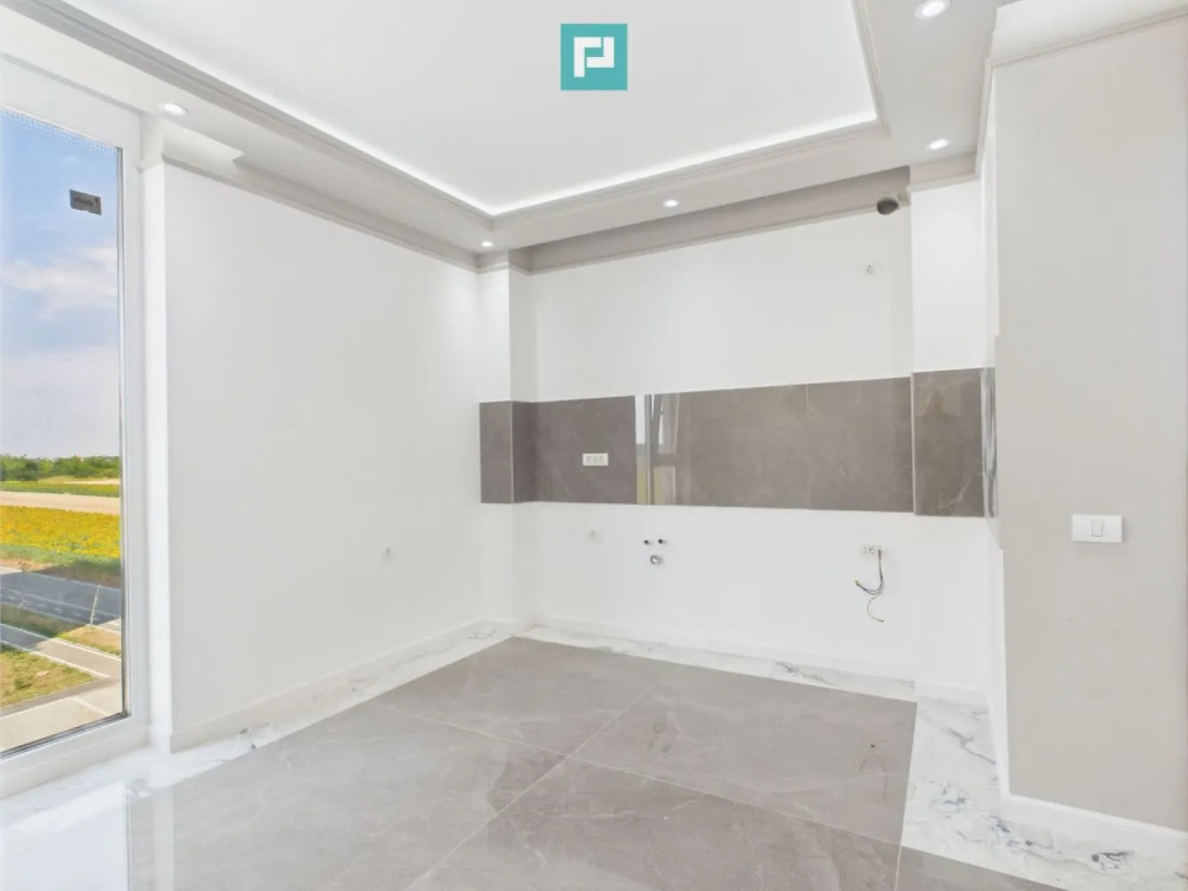 Apartament cu 3 camere în Calea Torontalului - Vă oferim spre vânzare un apartament cu 3 camere, situat într-o zonă liniștită și în plină dezvoltare. ~ Localizare : • Zona Torontalului – cartier liniștit, cu acces facil către punctele de interes și mijloace de transport în comun. ~ Detalii apartament : • Suprafață utilă: 55 mp • Decomandat • Etaj 2 într-un imobil dotat cu 2 lifturi ~ Dotări și finisaje : • Centrală proprie pe gaz • Încălzire în pardoseală – confort sporit în sezonul rece • Aer condiționat – pentru confort pe tot parcursul anului • Finisaje moderne de calitate superioară • Detalii de design cu bandă LED, ce oferă o ambianță plăcută și contemporană ~ Apartamentul se predă într-o stare excelentă, gata pentru mutare – fără bătăi de cap cu renovări ! ~ Potrivit atât pentru locuință proprie, cât și pentru investiție (închiriere pe termen lung sau scurt). ~ Suna-mă acum pentru detalii suplimentare și vizionări : • Marian Dobre - Consultant Imobiliar Property Lab Timișoara • Telefon: 0773 700 389 E-mail: marian.dobre@propertylab.ro Cod Proprietate: 2604329 }}