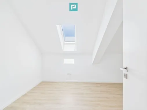 Apartament 3 camere , 2 băi , zona Freidorf