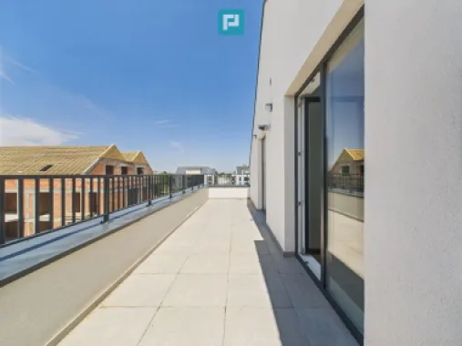 Apartament 3 camere , 2 băi , zona Freidorf