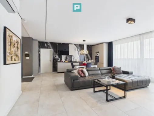 Penthouse premium , Torontalului