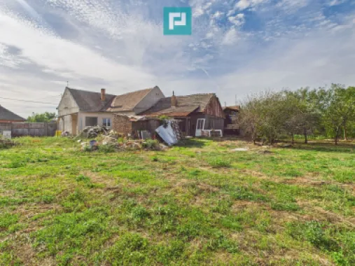 Casă spatioasă și solidă în Pecica