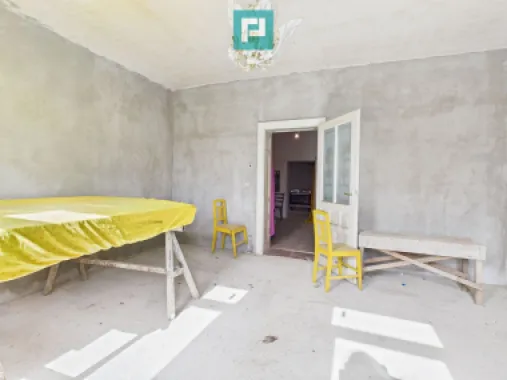 Casă spatioasă și solidă în Pecica