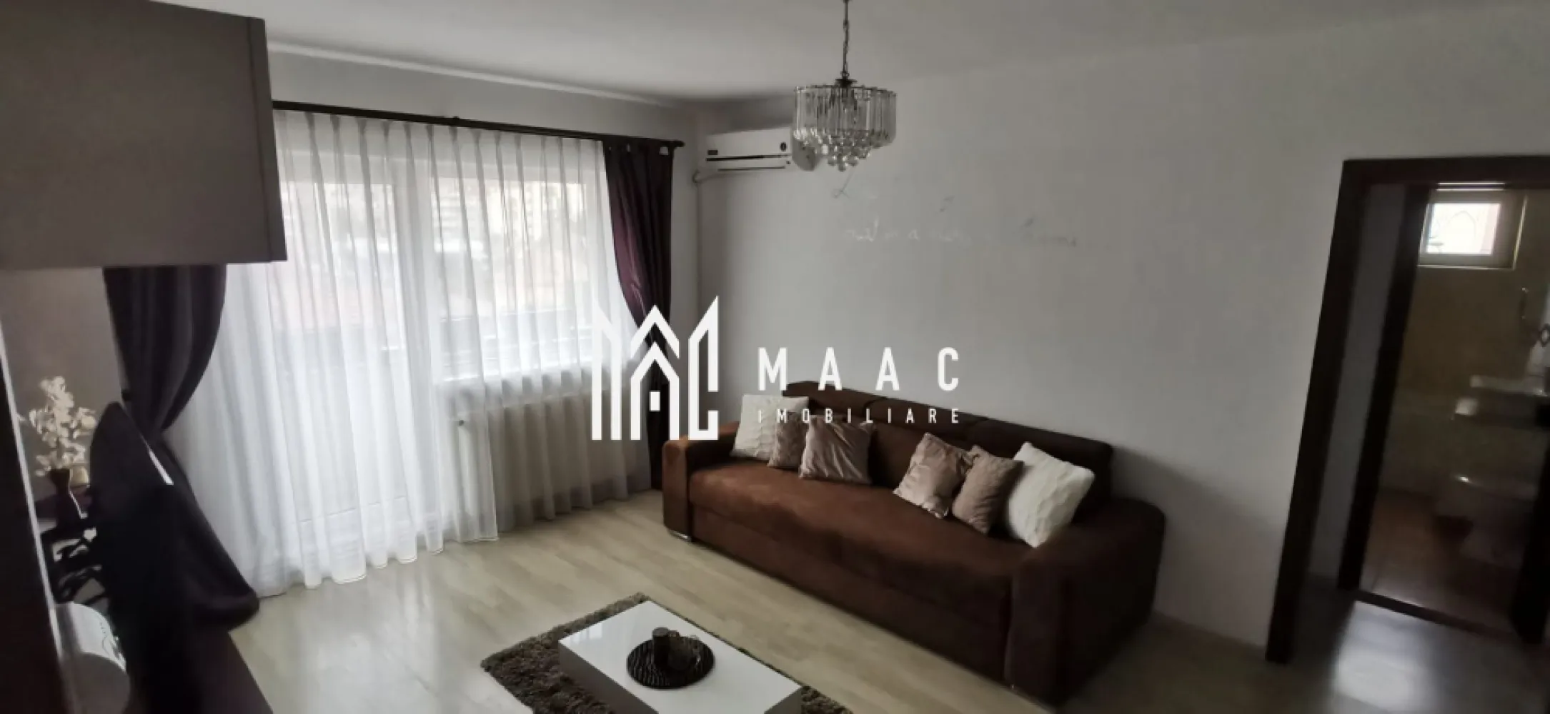 Apartament 2 camere I 56 MPU I Soseaua Alba Iulia-Turnisor - MAAC Imobiliare vă propunem spre vanzare vânzare apartament cu 2 camere, situat în cartierul Turnișor, la etajul 3 al unui bloc cu lift Apartamentul are o suprafață de 56 mp și este compartimentat eficient. Compartimentare: bucătărie spațioasă living luminos dormitor baie 2 holuri 2 debarale 2 balcoane Apartamentul se vinde complet mobilat și utilat, fiind pregătit pentru mutare imediată. Este dotat cu: centrală termică aer condiționat sistem de alarmă mașină de spălat rufe cuptor electric plită pe gaz frigider Ideal atât pentru locuință personală, cât și pentru investiție. Pentru mai multe detalii si programarea unei vizionari va rugam sa specificati ID: CP2857547. }}