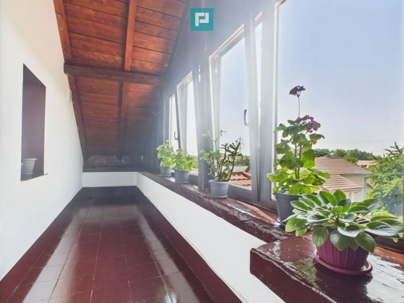 Apartament deosebit cu 3 camere , zona Fratelia