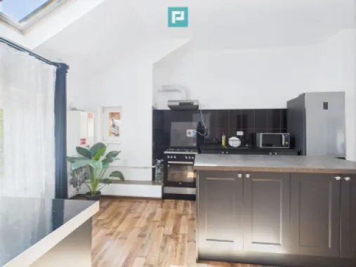 Apartament deosebit cu 3 camere , zona Fratelia