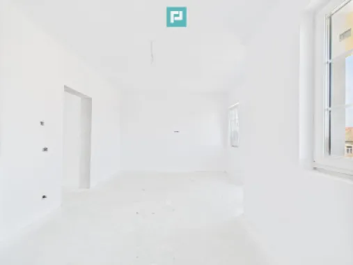 Jumătate de Duplex Modern în Giarmata