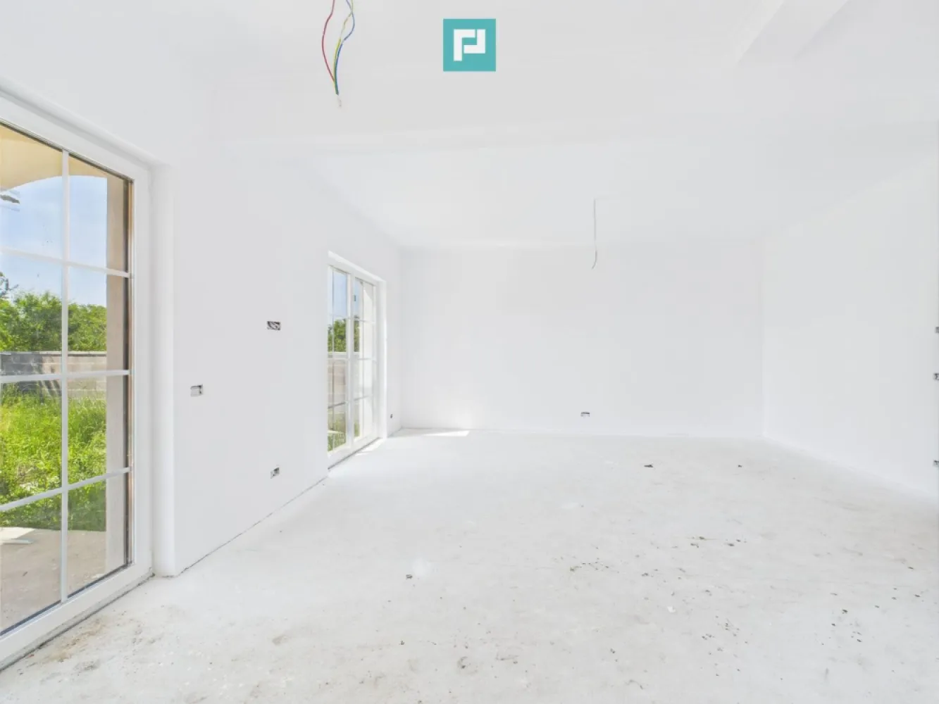 Jumătate de Duplex Modern în Giarmata