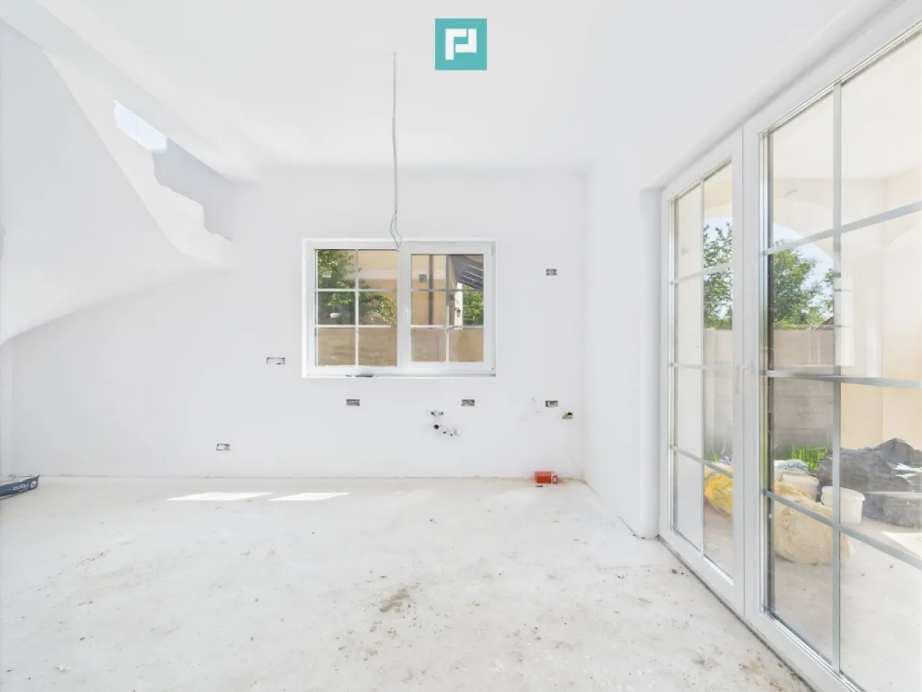 Jumătate de Duplex Modern în Giarmata