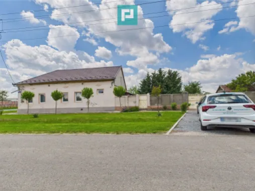 Casă modernă 5 camere, în Caporal Alexa - Sântana