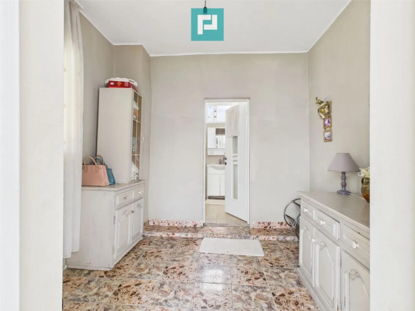 Casă modernă 5 camere, în Caporal Alexa - Sântana