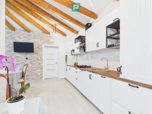 Casă Individuală cu spațiu comercial - Variaș