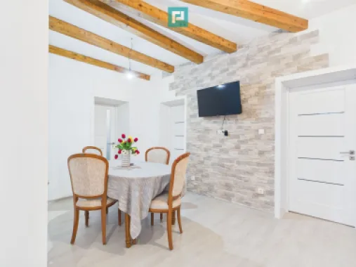 Casă Individuală cu spațiu comercial - Variaș