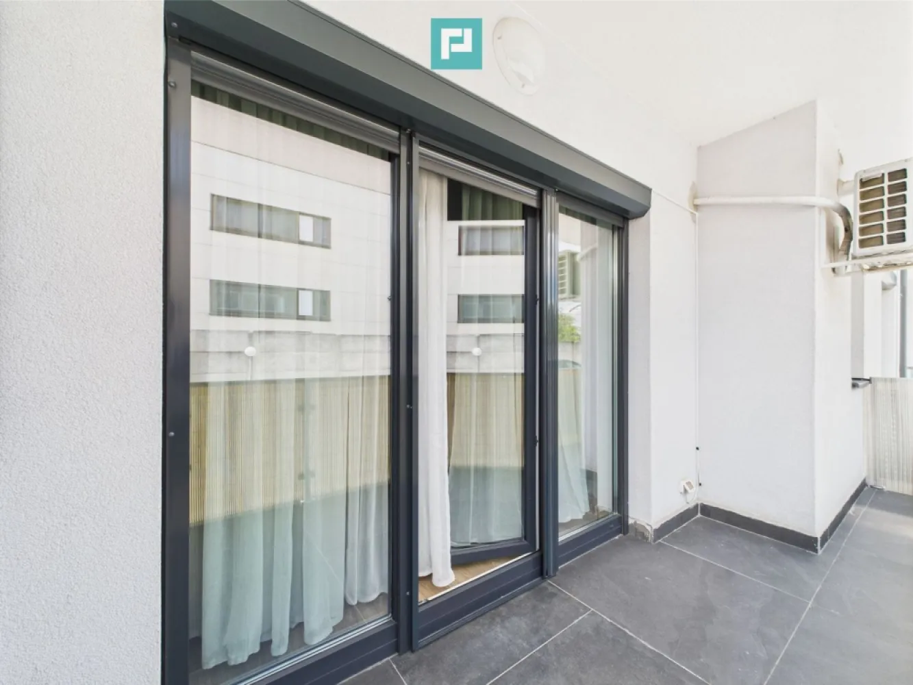 Apartament 2 camere | 2 parcări | Zona Buziașului