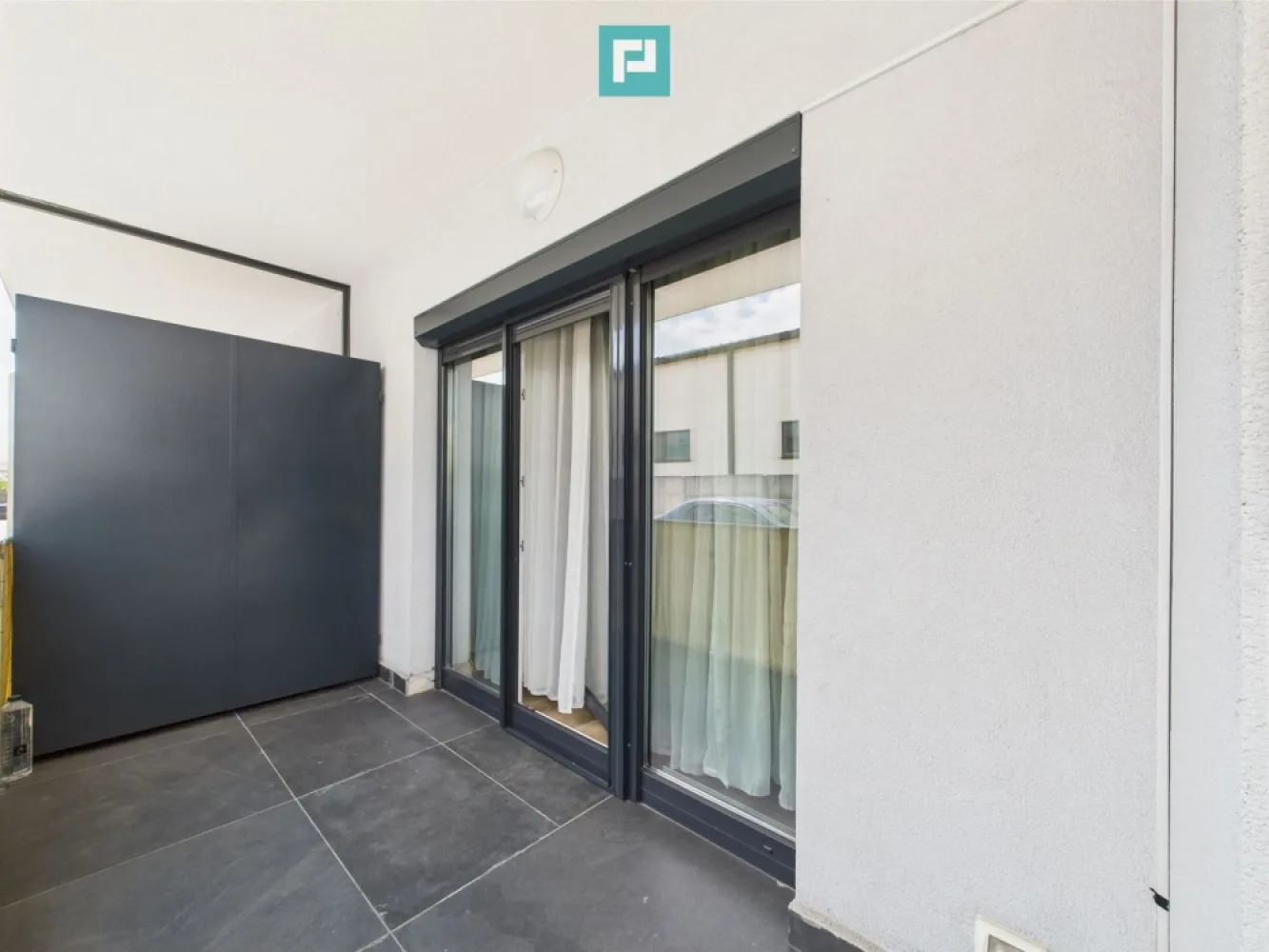 Apartament 2 camere | 2 parcări | Zona Buziașului