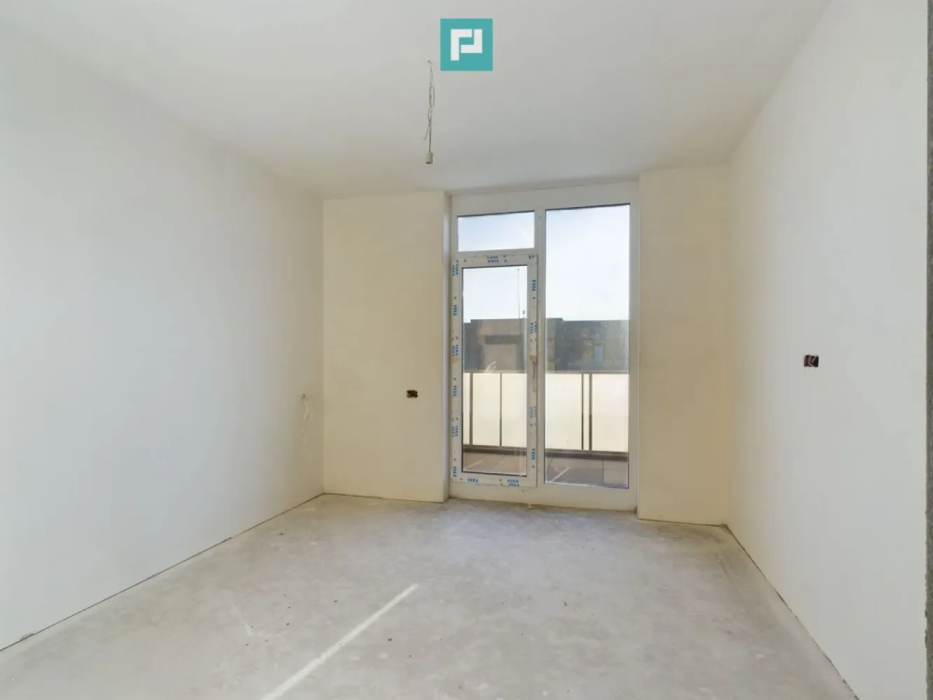 Penthouse 3 camere, terasă 103 mp, Torontalului - Penthouse de vis în Torontalului – Lux, spațiu și priveliște panoramică! Descoperă un penthouse spectaculos, situat în Calea Torontalului, Timișoara! Acest apartament cu 3 camere, decomandat, cu o terasă impresionantă de 103 mp, îți oferă un stil de viață modern și rafinat. ~ Caracteristici principale: • Suprafață utilă: 72 mp • Suprafață terasă: 103 mp • Număr camere: 3 • Dormitoare: 2 • Etaj: 7 din 7 • An construcție: 2023 • Stare interior: Semifinisat ~ Dotări și facilități: • Încălzire prin pardoseală și centrală proprie • Ferestre PVC cu geam tripan • Lift modern • Interfon și supraveghere video • Acces auto cu telecomandă • Străzi asfaltate și iluminat stradal • Loc de joacă pentru copii • Vedere panoramică Oferim consultanță gratuită pentru obținerea celui mai avantajos credit! Contactează-mă pentru a programa o vizionare ! Marian Dobre - Consultant Imobiliar PropertyLab Timișoara Telefon: 0773 700 389 Mail: marian.dobre@propertylab.ro Cod Proprietate: 2386724 }}