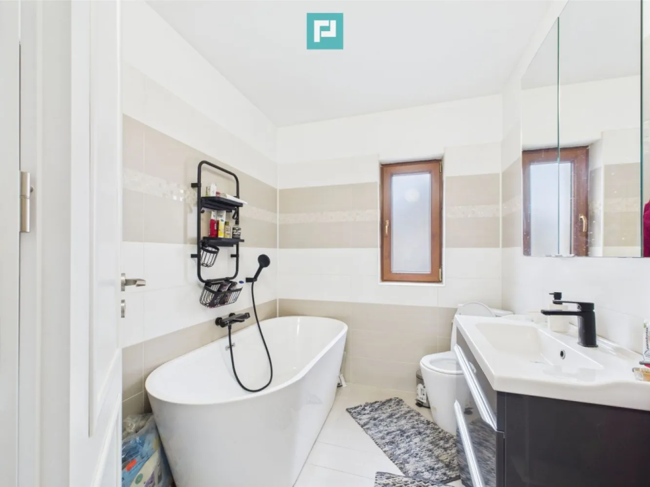 Casă individuală elegantă în Moșnița Nouă