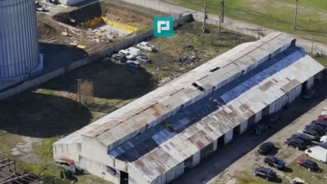 Spațiu industrial, rampă și acces la calea ferată