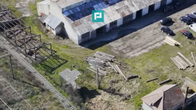 Spațiu industrial, rampă și acces la calea ferată