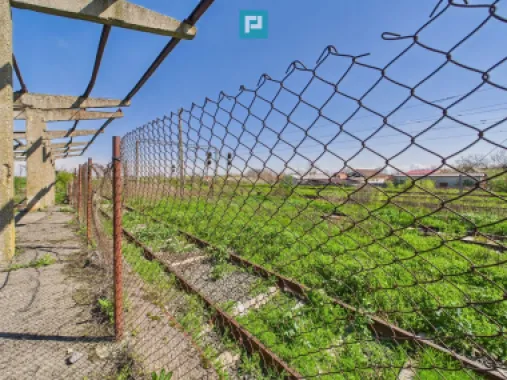 Spațiu industrial, rampă și acces la calea ferată