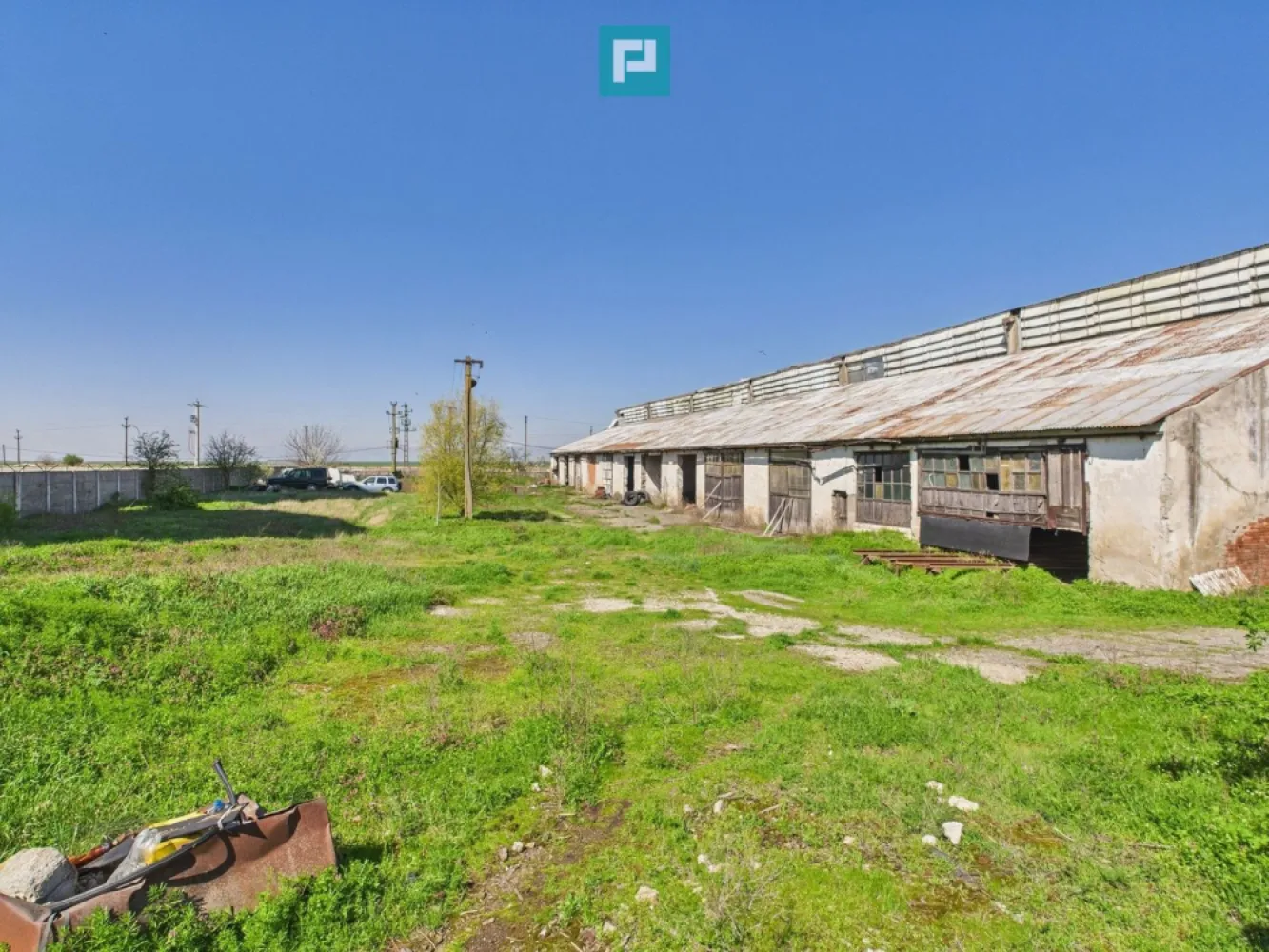 Spațiu industrial, rampă și acces la calea ferată