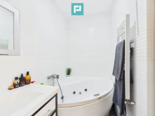 Apartament 3 camere la curte - Odobescu