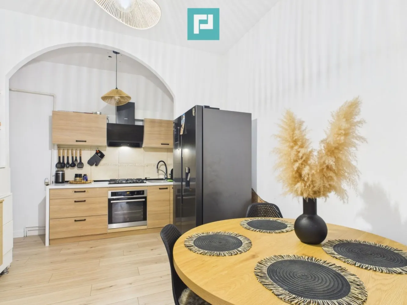 Apartament 3 camere la curte - Odobescu