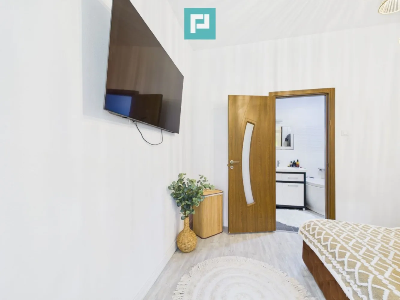 Apartament 3 camere la curte - Odobescu