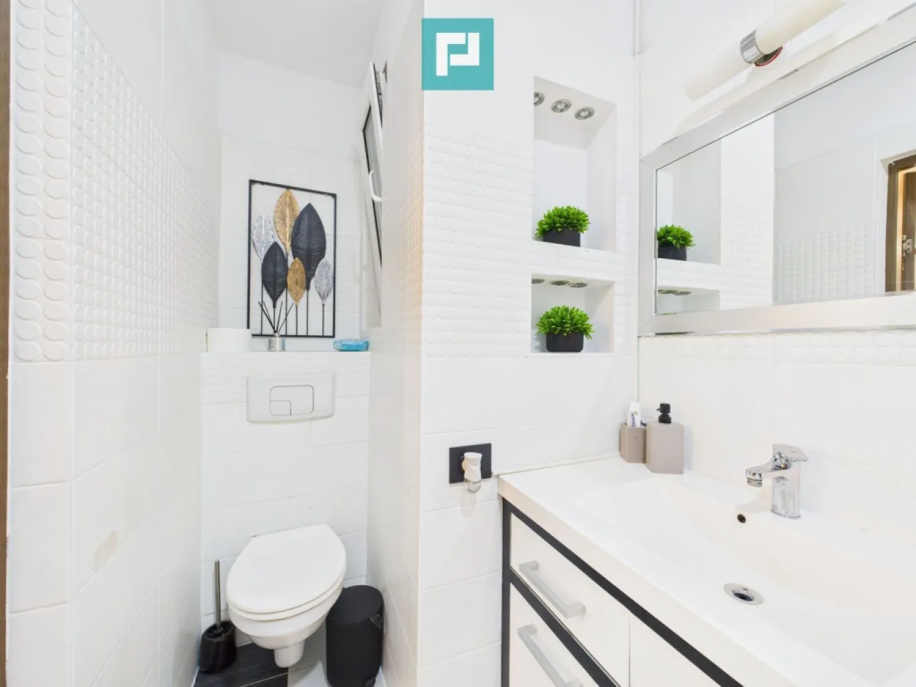 Apartament 3 camere la curte - Odobescu