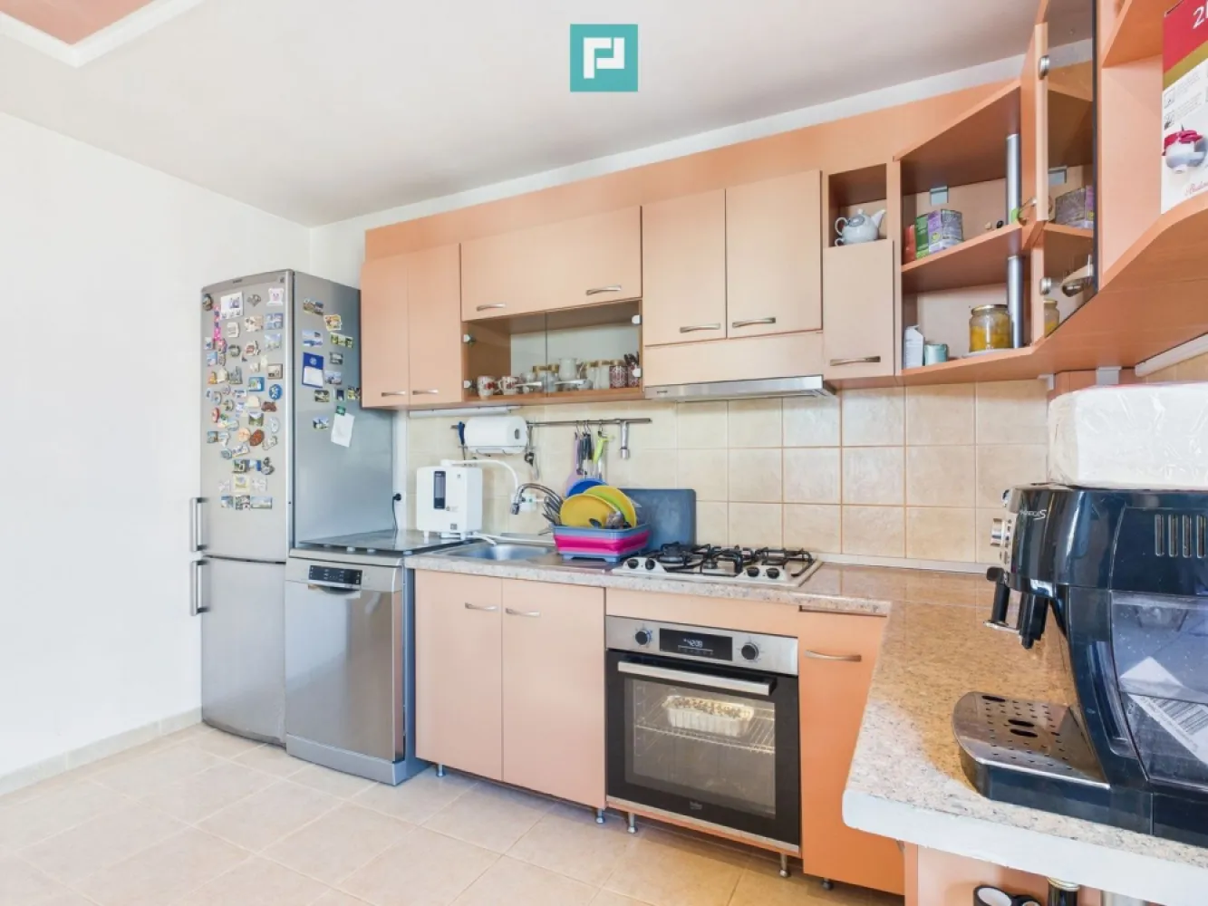 Vilă cu 7 camere, zona Aradului - Timișoara