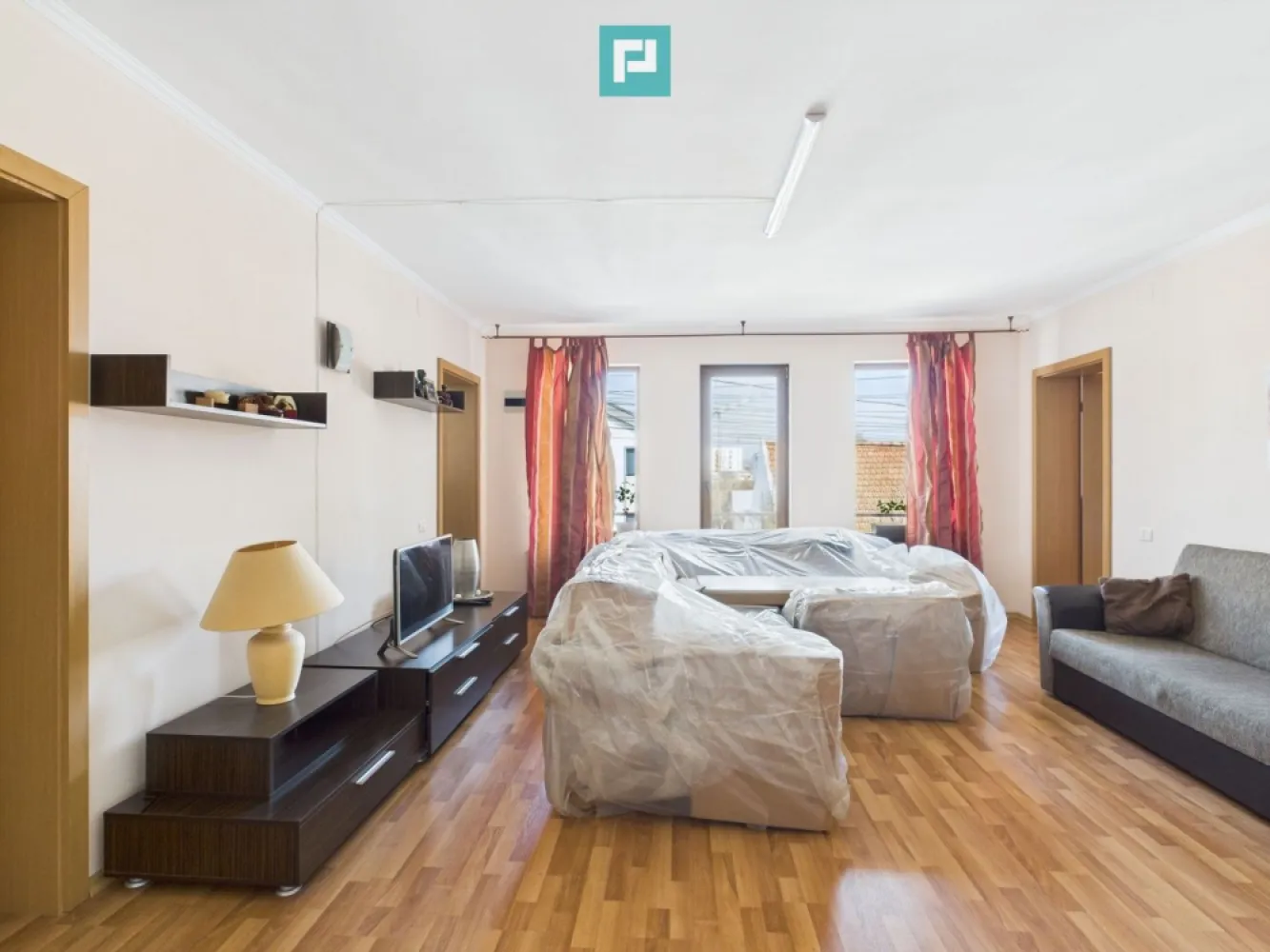 Vilă cu 7 camere, zona Aradului - Timișoara