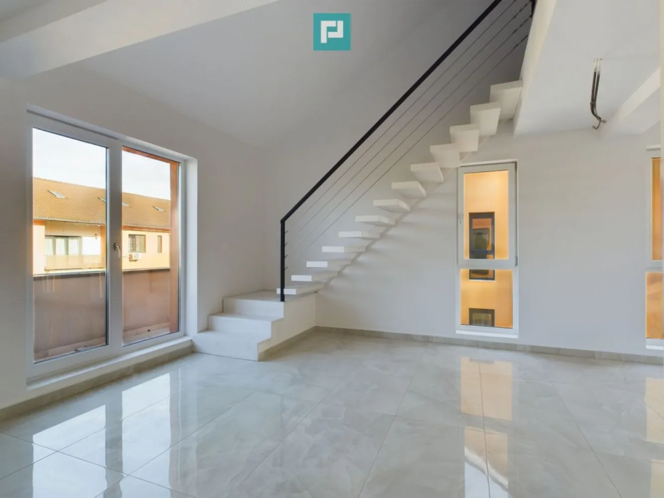 Penthouse 3 camere | ~80 mp | Giroc - zona Lidl - Penthouse modern cu 3 camere într-o locație liniștită, cu acces rapid către facilități urbane esențiale. ~ Detalii generale : • Suprafață utilă: 77,5 mp + balcon • Loc de parcare înscris în CF ~ Compartimentare eficientă : • 2 dormitoare spațioase • Living generos și luminos • 2 băi cu finisaje moderne și accesorii de calitate • Terasă generoasă: ideală pentru relaxare în aer liber • Scară interioară elegantă: acces către etajul superior, adaugă un plus de stil și funcționalitate ~ Avantaje locație : • Situat în zona Lidl - Giroc, cu acces rapid la arterele principale • În apropiere: supermarketuri, farmacii, cafenele, facilități comerciale • Zonă rezidențială liniștită, bine conectată la infrastructura locală • Potrivit pentru locuință permanentă sau investiție pe termen lung ~ Alte beneficii : • Apartament finalizat – disponibil pentru mutare imediată • Consultanță gratuită pentru obținerea celui mai avantajos credit ~ Contact: Marian Dobre – Consultant Imobiliar PropertyLab Timișoara Telefon: 0773 700 389 E-mail: marian.dobre@propertylab.ro Cod Proprietate: 2332757 }}