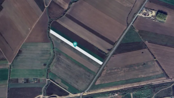 Teren intravilan la stradă principală Remetea Mare