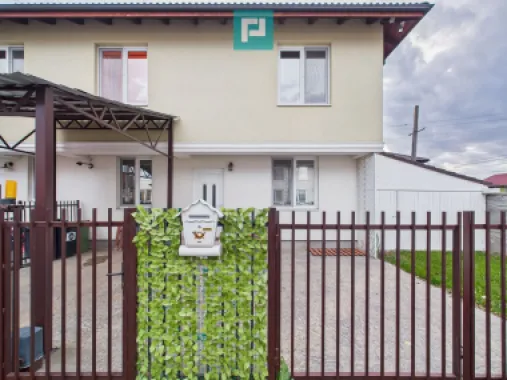 Casă cu 4 camere lângă pădure, Dumbrăvița